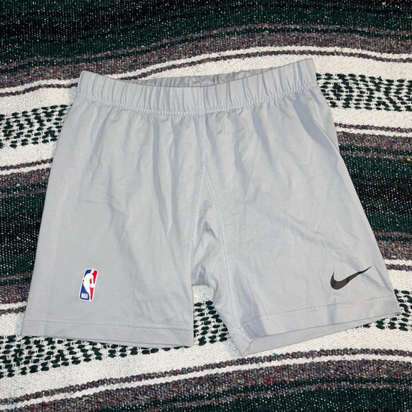 nike basketball shorts medium
